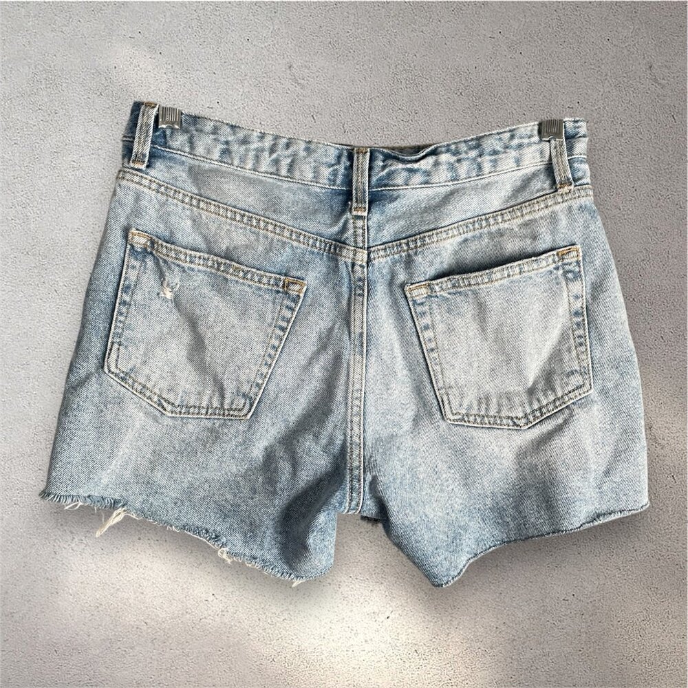Topshop Moto Ashley Distressed Denim Shorts Women’s Size 8 Light Wash Y2K Grunge - Picture 2 of 8